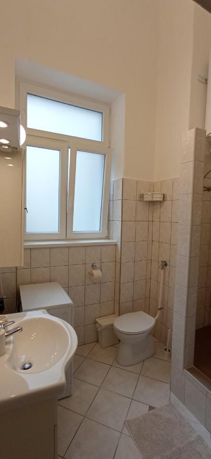 Duna Szecsi Apartman Budapest Exterior photo