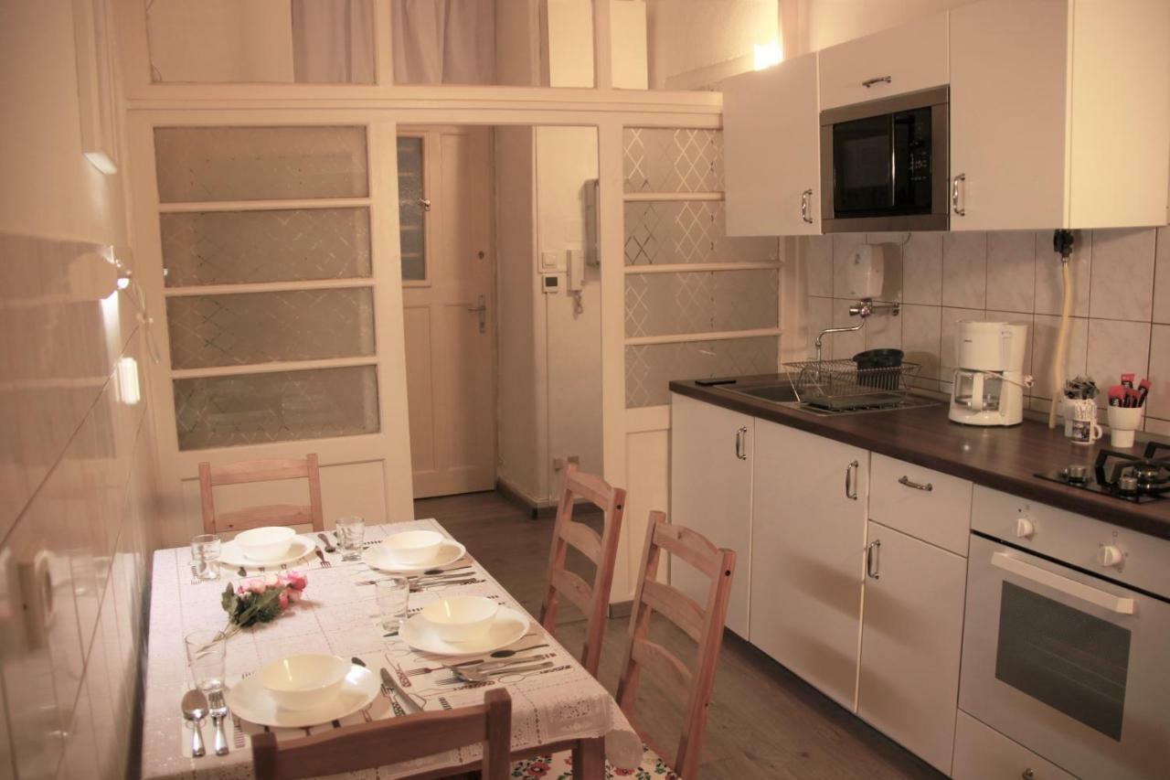 Duna Szecsi Apartman Budapest Exterior photo